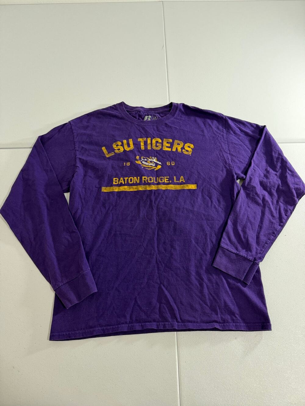 LSU Tigers Long Sleeve T-Shirt Mens Large Purple Baton Rouge Russell Athletic